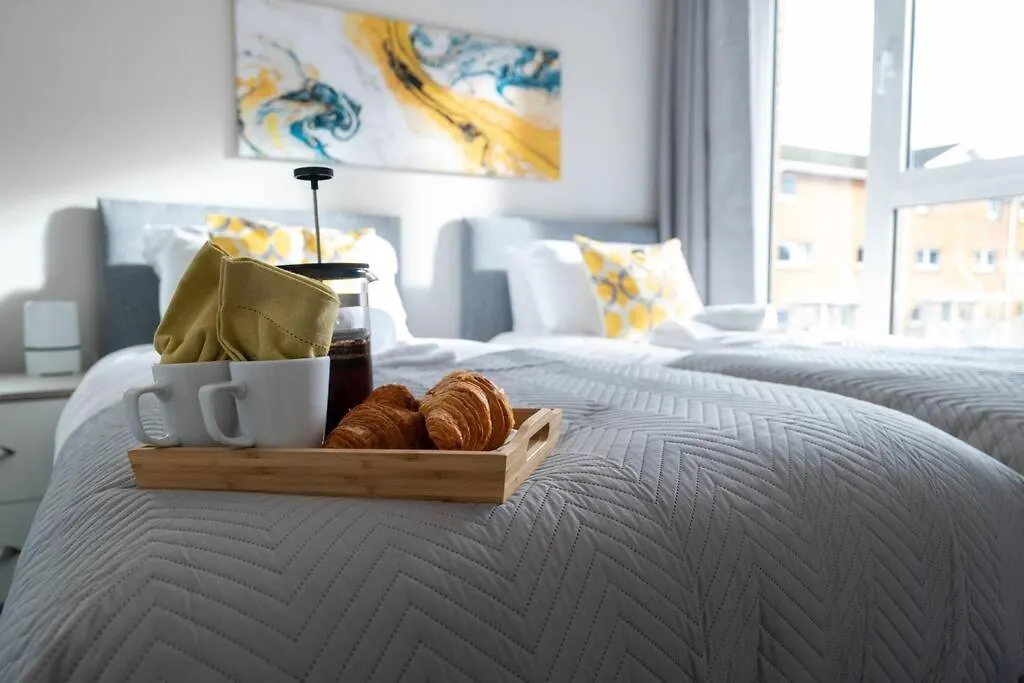 Century Central, Cardiff Bay, Modern Chic 2Br, Free Parking 0*,  United Kingdom