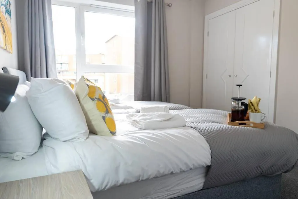 Century Central, Cardiff Bay, Modern Chic 2Br, Free Parking 0*,
