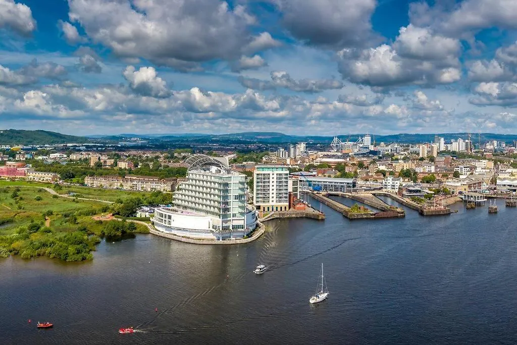 Century Central, Cardiff Bay, Modern Chic 2Br, Free Parking